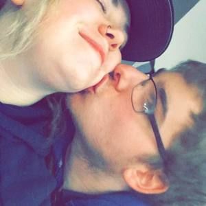 Meet your Posher, Zayda